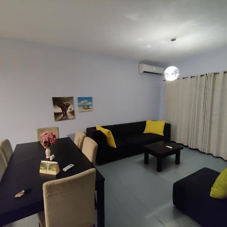 Ashiana Oceanside Apartment Flic en Flac Екстер'єр фото