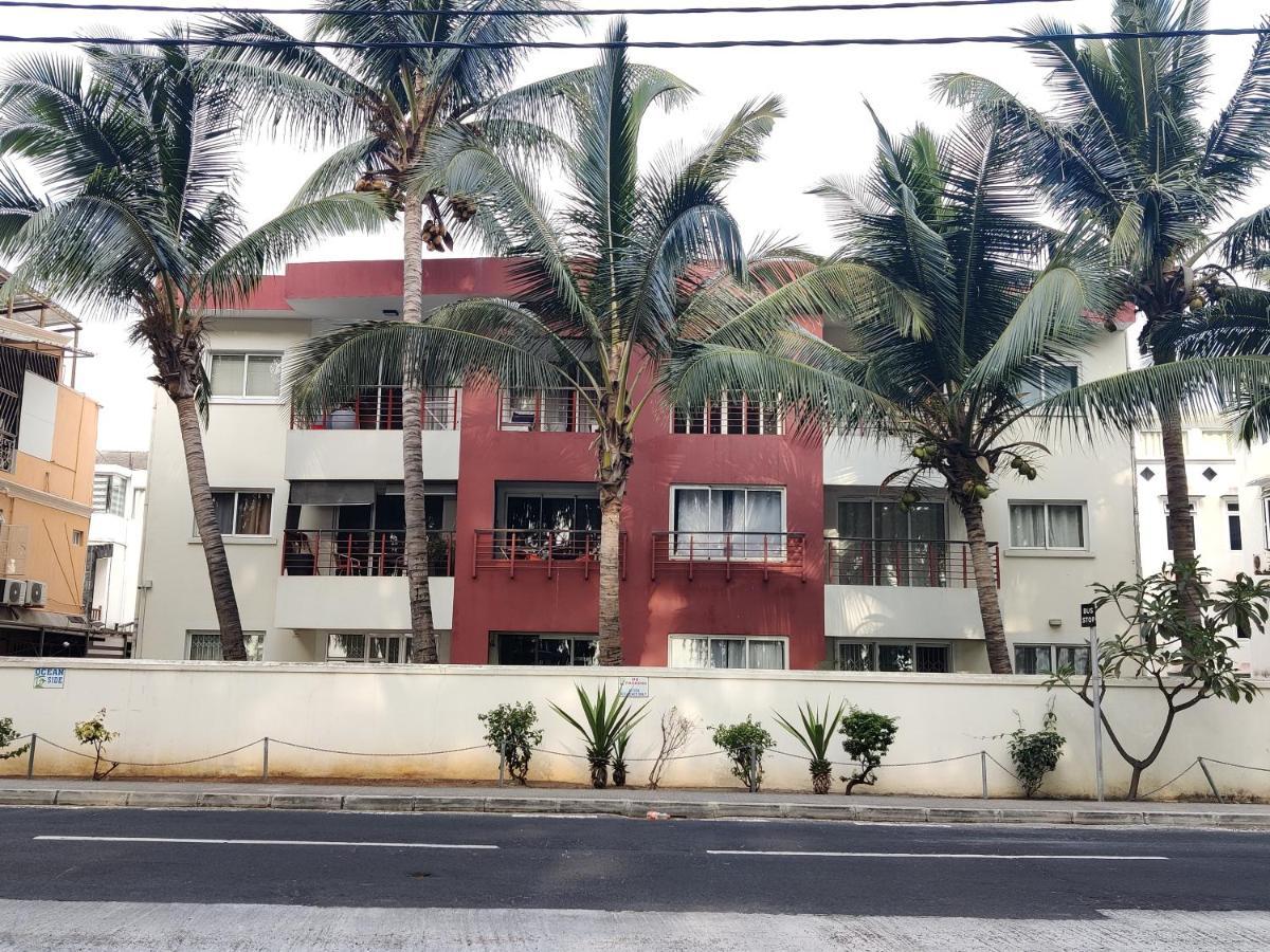 Ashiana Oceanside Apartment Flic en Flac Екстер'єр фото