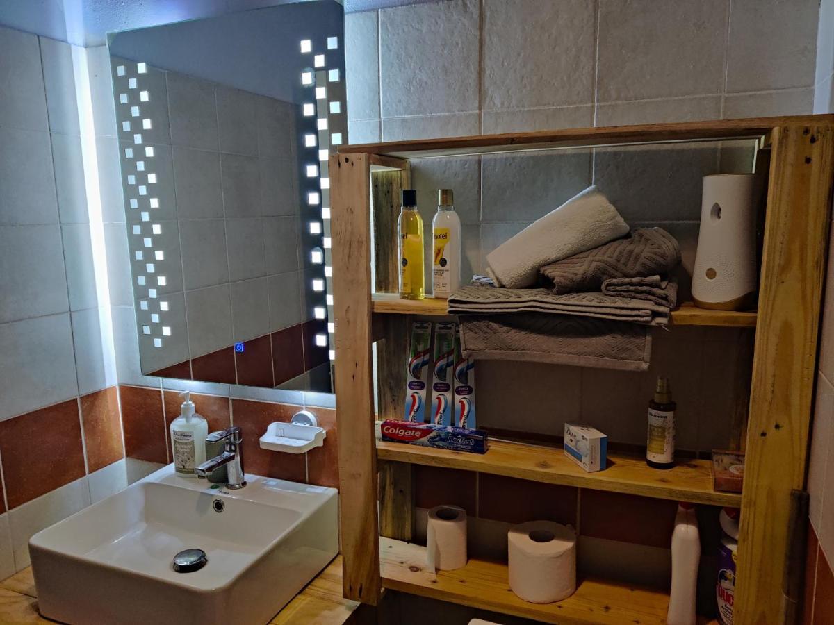 Ashiana Oceanside Apartment Flic en Flac Екстер'єр фото