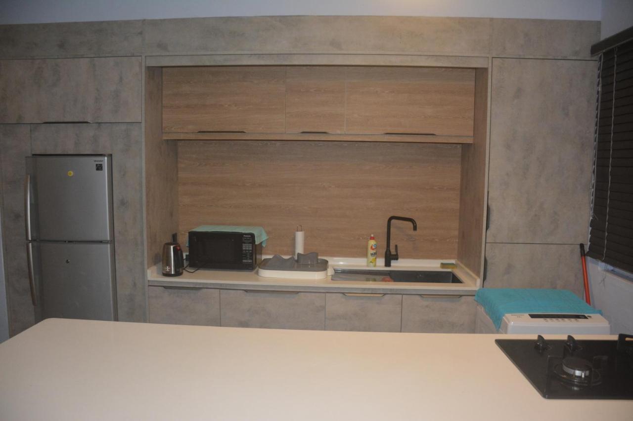 Ashiana Oceanside Apartment Flic en Flac Екстер'єр фото